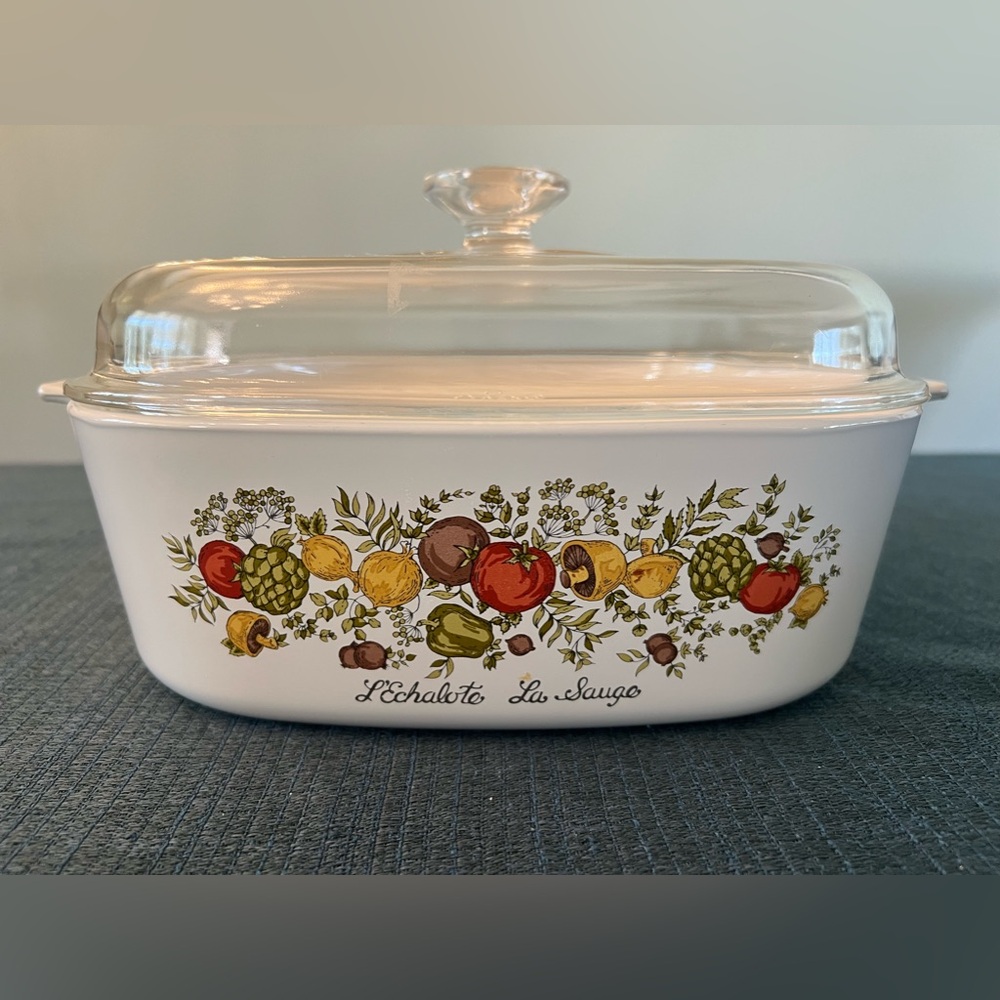 VINTAGE Corningware “Spice of Life” 4 Quart with Lid!